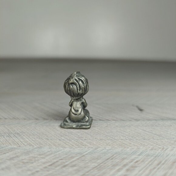 Vintage Hallmark Little Gallery Fine Pewter Miniature Figurine Praying Child - Picture 3 of 6